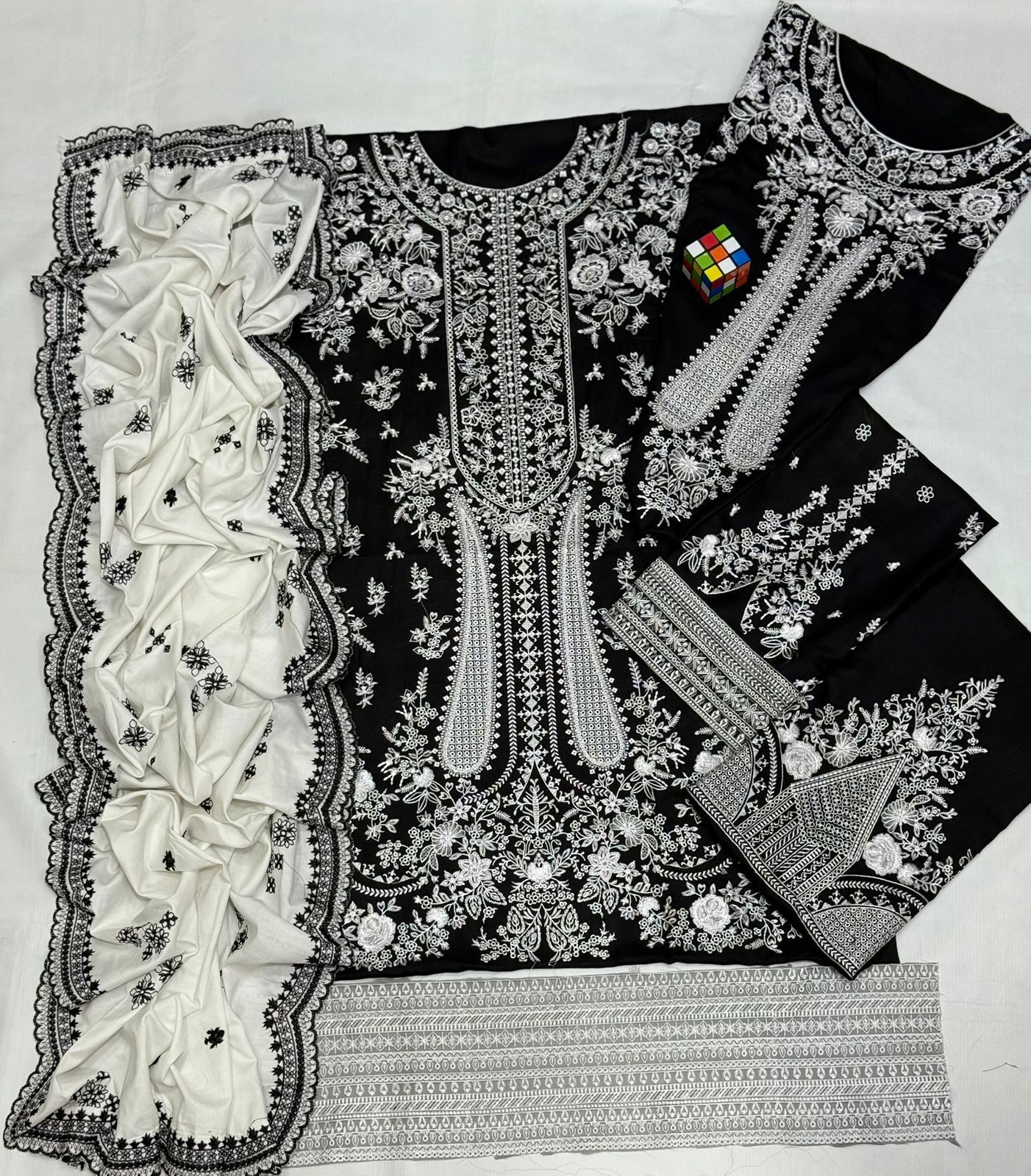 PREMIUM EMBROIDERY 3PC
